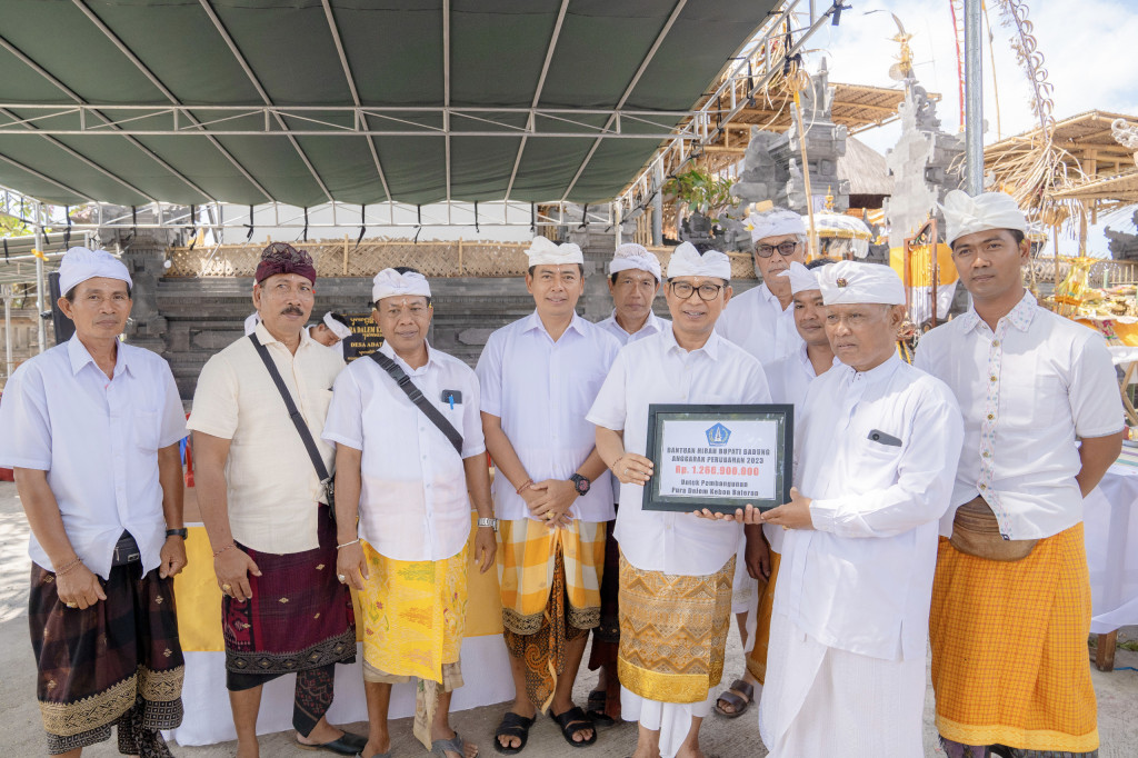 Karya Ngenteg Linggih di Pura Dalem Kebon Baleran Desa Adat Munggu